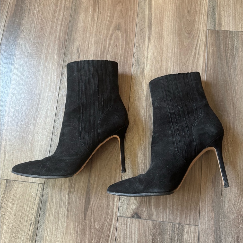 Veronica Beard “Lisa” Black Suede Heeled Boots